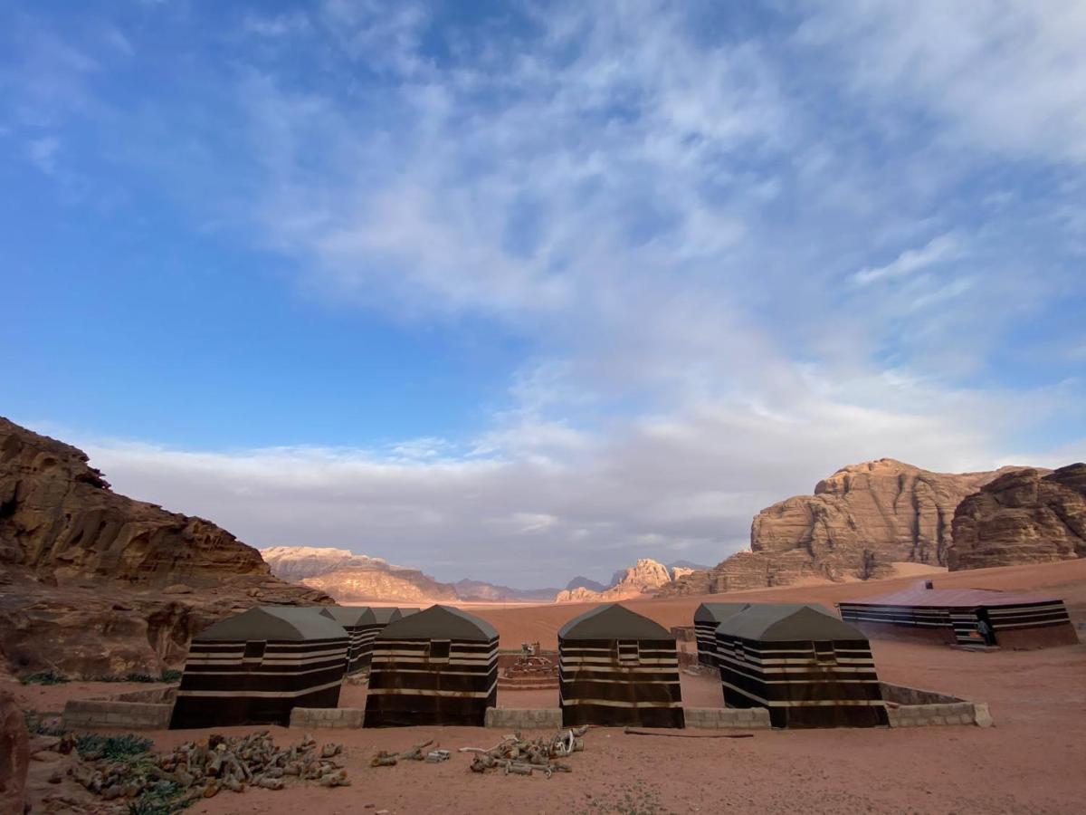 Bedouin Family Camp Hotel Wadi Rum Exterior photo