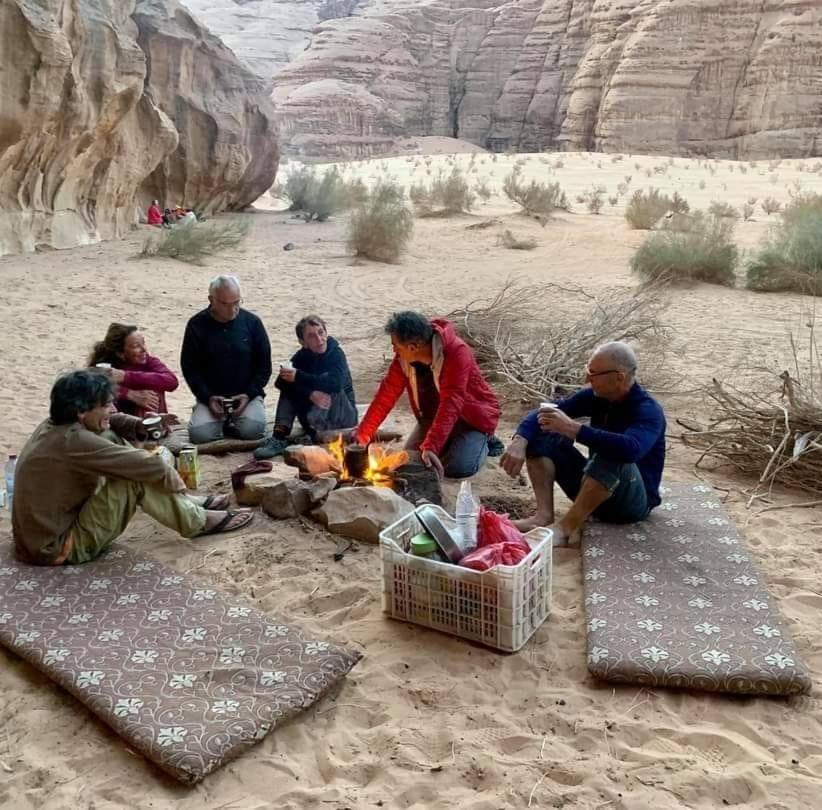 Bedouin Family Camp Hotel Wadi Rum Exterior photo