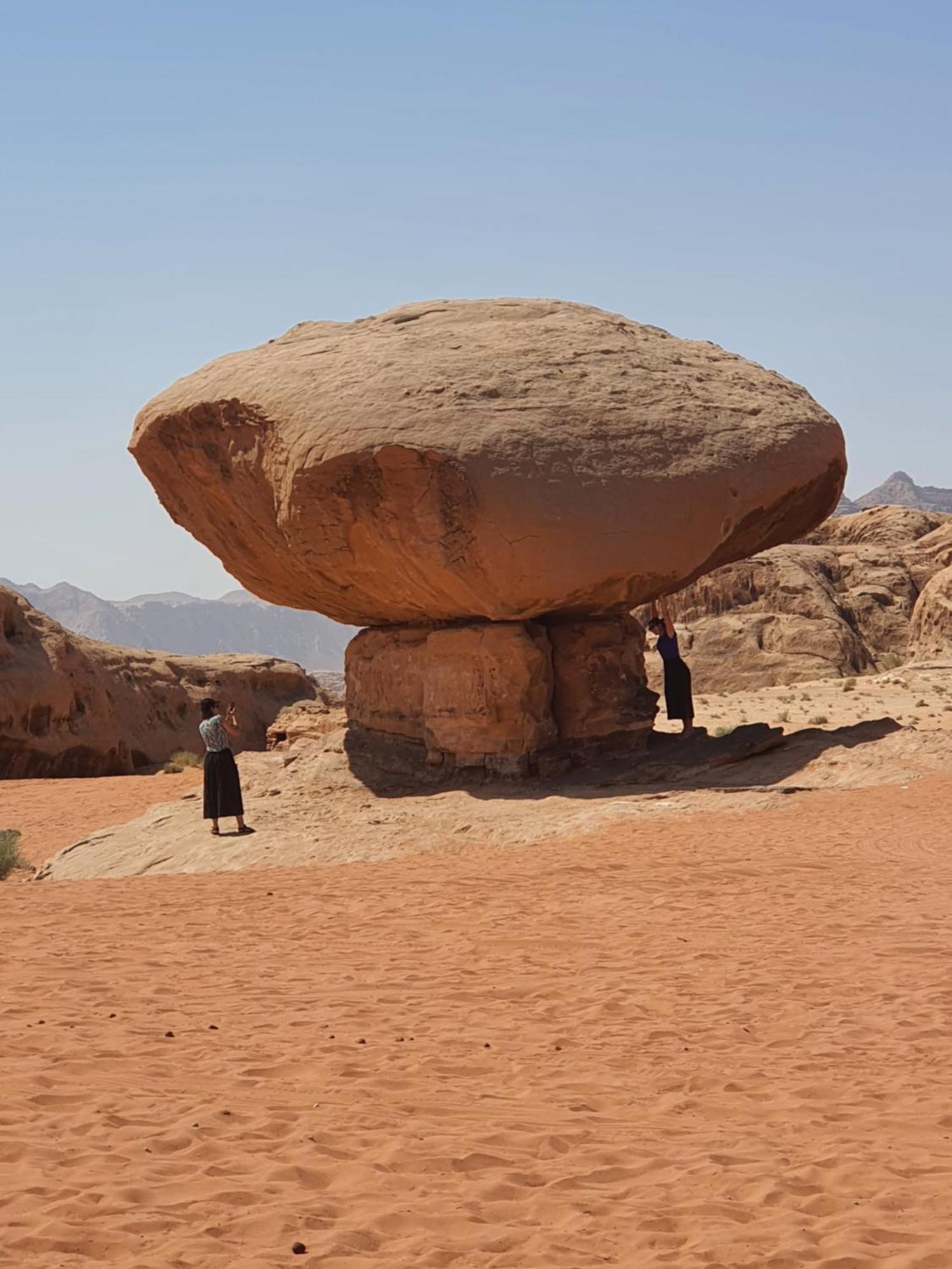 Bedouin Family Camp Hotel Wadi Rum Exterior photo